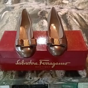 Never worn Women's Salvatore Ferragamo Classic Heels